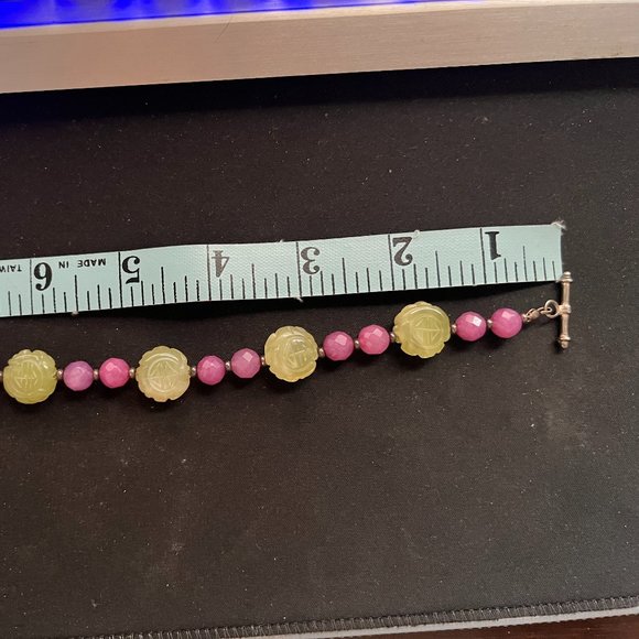 Etched Jadeite Faceted Amethyst Beaded Bracelet & Earrings. - Picture 5 of 5